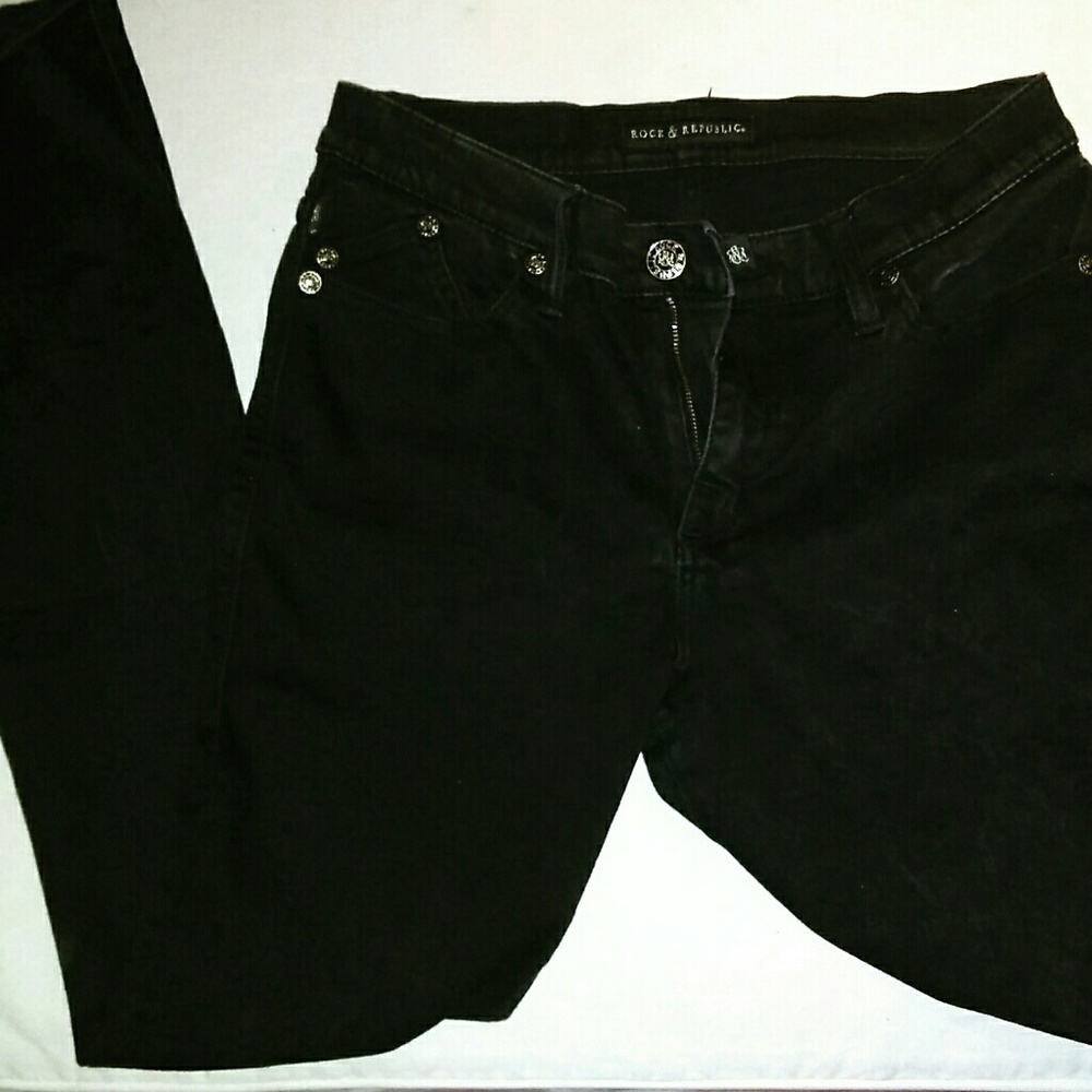 ROCK & REPUBLIC JEANS